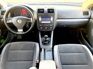 Volkswagen Golf 5 (7 foto / 15)