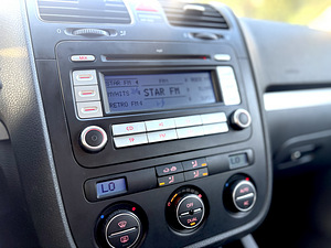 Volkswagen Golf 5 (11 foto / 15)
