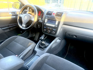Volkswagen Golf 5 (8 foto / 15)