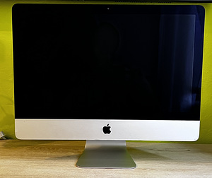 iMac (21.5-inch, Full HD, Late 2015) (1 foto / 4)