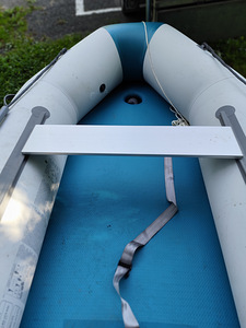 PVC-paat 330 (2 foto / 4)