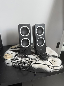 Logitech Z200 — 2.0 stereokõlarid (1 foto / 6)