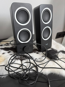 Logitech Z200 — 2.0 stereokõlarid (3 foto / 6)