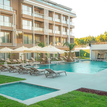 PRIVE SIDE SUITE & SPA