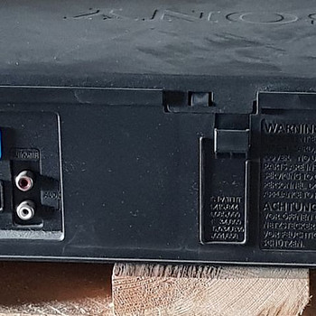 Видеомагнитофон