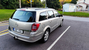 Opel Astra 1.6 (3 фото из 15)