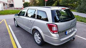 Opel Astra 1.6 (4 фото из 15)