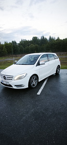 Mercedes-Benz B 180 1.5 CDI 80кВ (1 фото из 11)