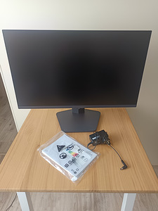 LG 27G610A-B 27" 2560x1440p monitor (1 foto / 4)