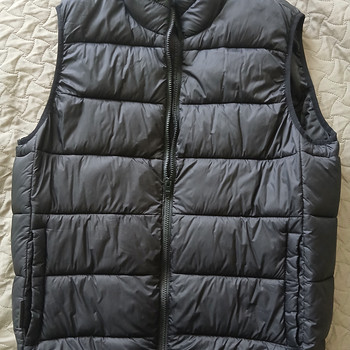 Vest M