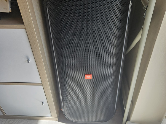 Jbl partybox 710