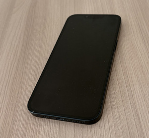 iPhone 13 128GB (2 фото из 4)