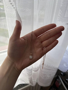 585 prooviga kuldne kaelakett ripatsi ja kividega. (2 foto / 5)