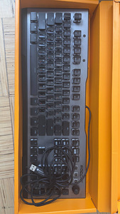 Mänguriklaviatuur Roccat (1 foto / 1)