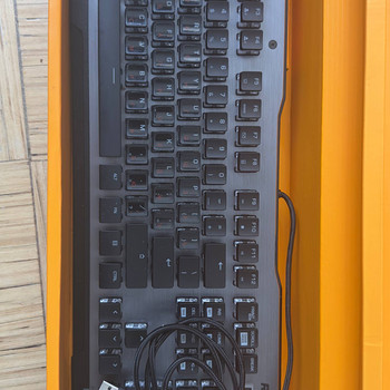 Mänguriklaviatuur Roccat