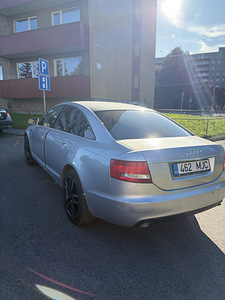 Audi A6 C6 3.0 TDI quattro (4 фото из 11)