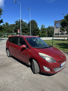 Renault регистрация оплачена . (2 фото из 9)