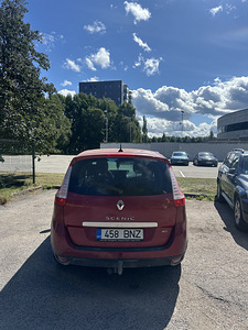 Renault регистрация оплачена . (4 фото из 9)