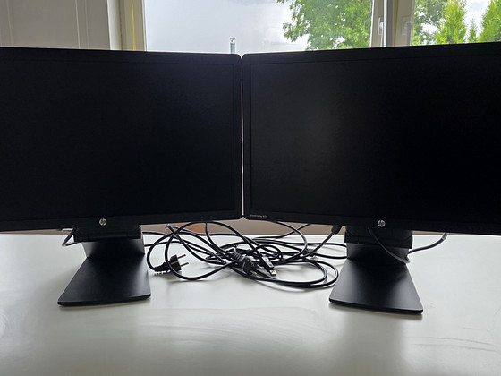 HP EliteDisplay E231 monitor- 2 tükki komplektina