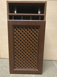 Шкафчик (4 фото из 5)