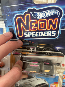 Müün 41 Hot Wheelsi autot (4 foto / 7)