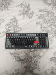 msi klaviatuur (1 foto / 1)