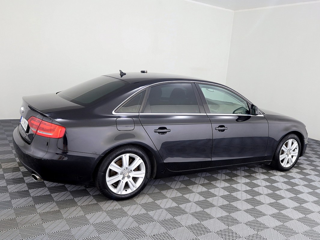Audi A4 S-Line ATM 2.7 TDI 140kW