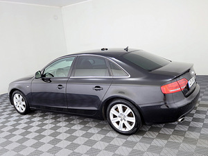 Audi A4 S-Line ATM 2.7 TDI 140kW (4 фото из 8)