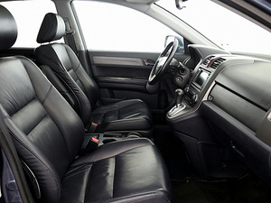 Honda CR-V Luxury ATM 2.0 110kW (6 фото из 9)