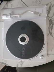 Denon DP-400 — виниловый проигрыватель (3 фото из 4)