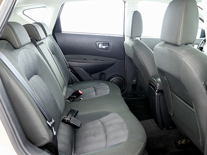Nissan Qashqai Comfort 1.6 86kW (7 фото из 7)