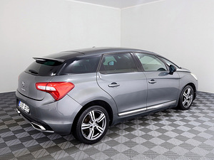 Citroen DS5 Luxury ATM 2.0 HDi 120kW (3 фото из 9)