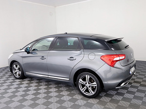 Citroen DS5 Luxury ATM 2.0 HDi 120kW (4 фото из 9)