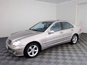 Mercedes-Benz C 200 Avantgarde ATM 1.8 Kompressor 120kW (2 фото из 7)