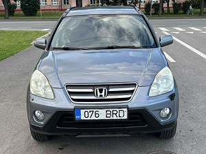 HONDA CR-V (3 фото из 10)