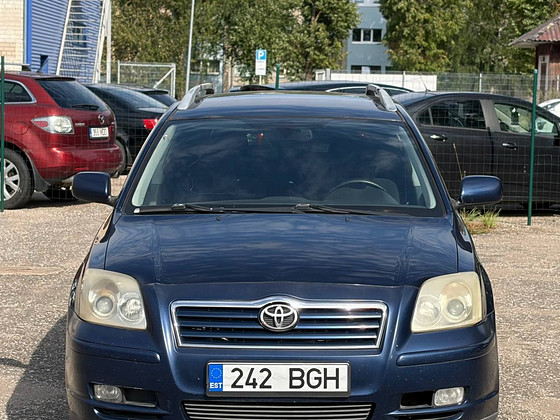 TOYOTA AVENSIS