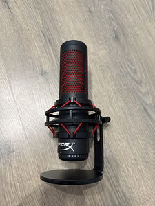 HyperX QuadCast (1 фото из 5)