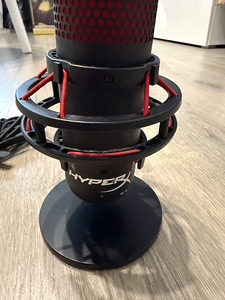 HyperX QuadCast (4 фото из 5)