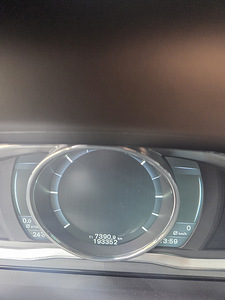 Volvo XC60 2.0 4D (2 foto / 2)