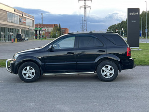 KIA SORENTO (4 foto / 10)