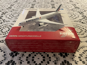 Airfrance B787-9 Dreamliner 1:500 Herpa lennukimudel (1 foto / 1)