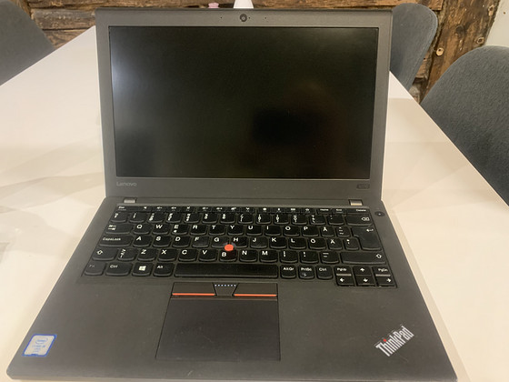 Lenovo ThinkPad X270