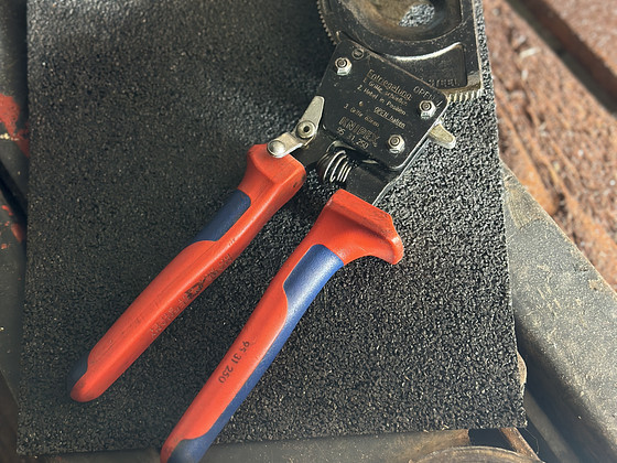 Кусачки Knipex