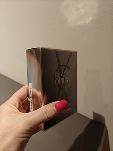 Black opium Floral Shock by Yves Saint Laurent 50ml (2 foto / 3)
