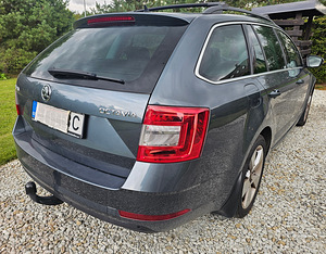 Škoda Octavia 5E Combi tagatuled (paar) originaalid (4 foto / 7)