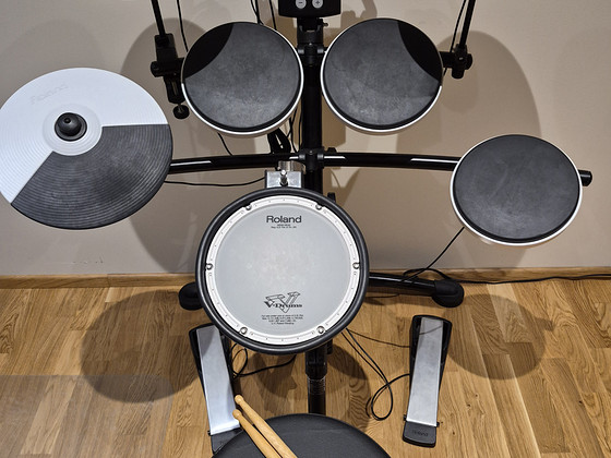 Elektrilised trummid, Roland TD-1K V-Drums