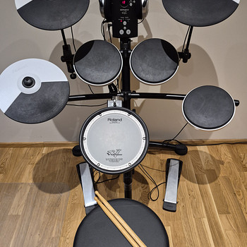 Elektrilised trummid, Roland TD-1K V-Drums