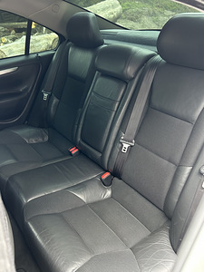 Volvo S60 2.4D механика (8 фото из 10)