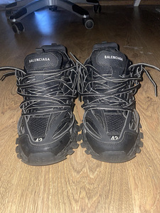 Balenciaga Track LED (1 фото из 6)