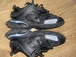 Balenciaga Track LED (2 фото из 6)